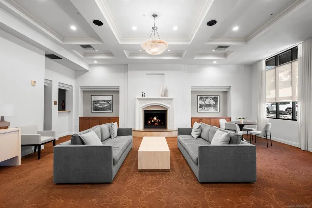 2400 5th Ave #425 San Diego, CA 92101
