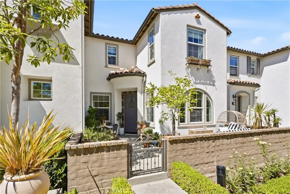 8 Zacate Street Rancho Mission Viejo, CA 92694