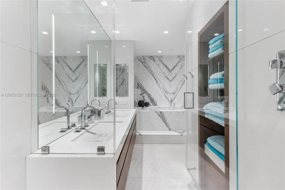 100 S Pointe Dr #1102/03 Miami Beach, FL 33139
