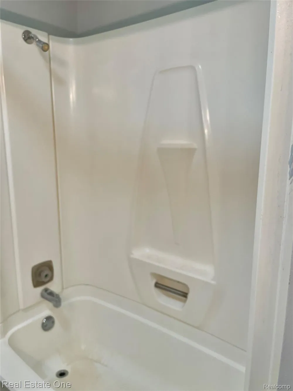 1910 Harwood Drive Oxford Charter Township, MI 48371