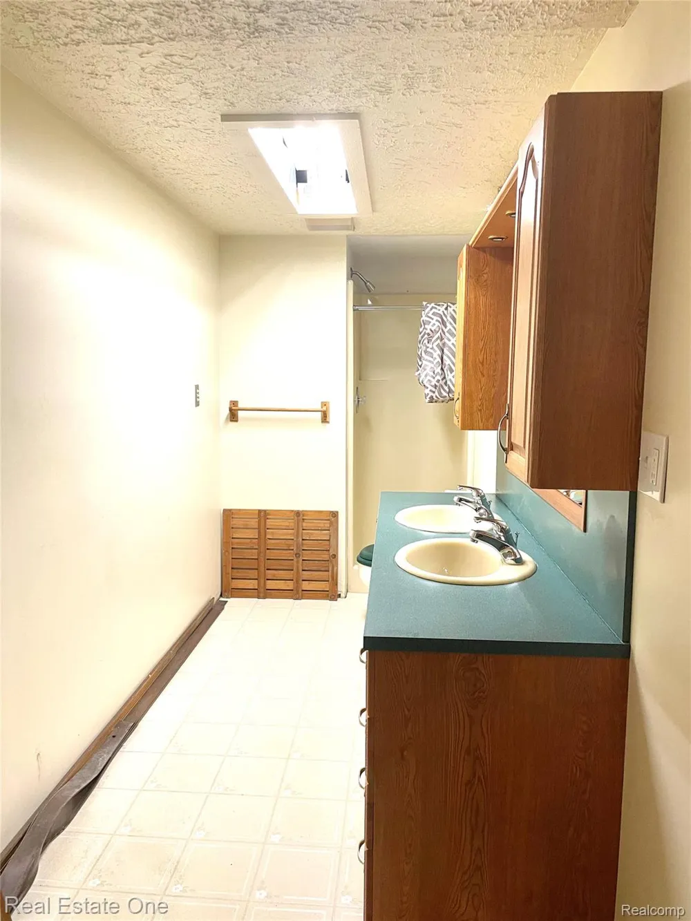 1910 Harwood Drive Oxford Charter Township, MI 48371