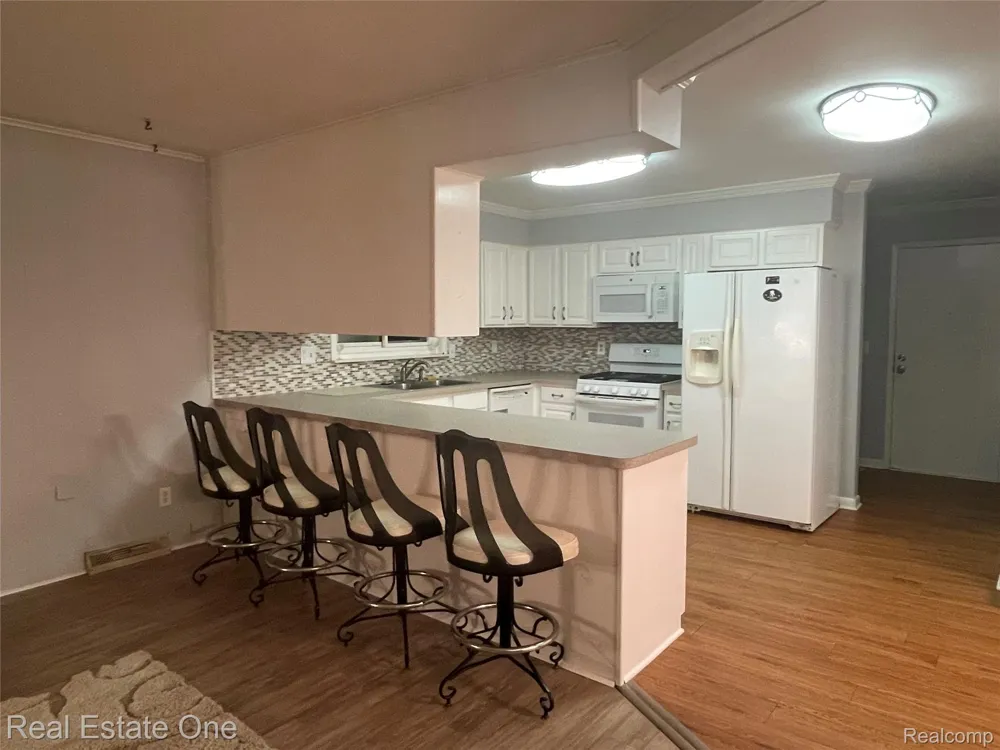 1910 Harwood Drive Oxford Charter Township, MI 48371