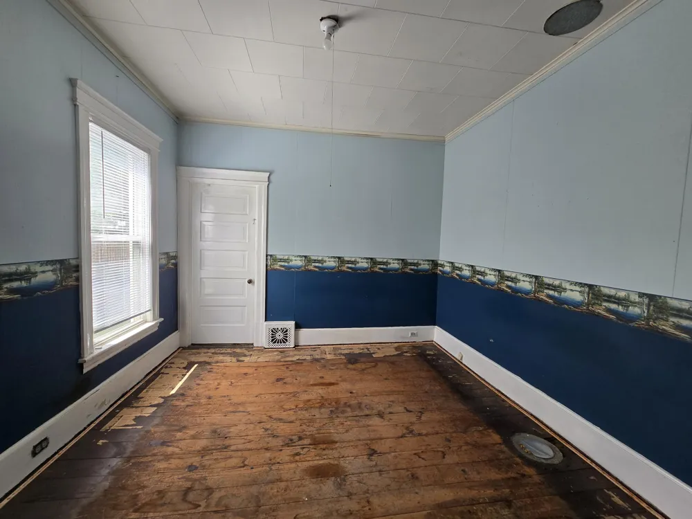 502 S Elm Avenue Jackson City, MI 49203