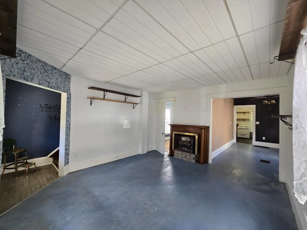 502 S Elm Avenue Jackson City, MI 49203