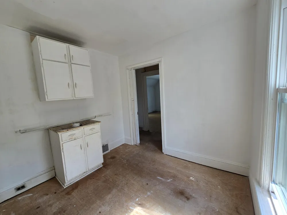 502 S Elm Avenue Jackson City, MI 49203
