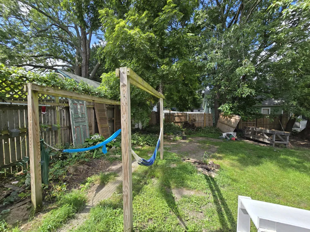 502 S Elm Avenue Jackson City, MI 49203
