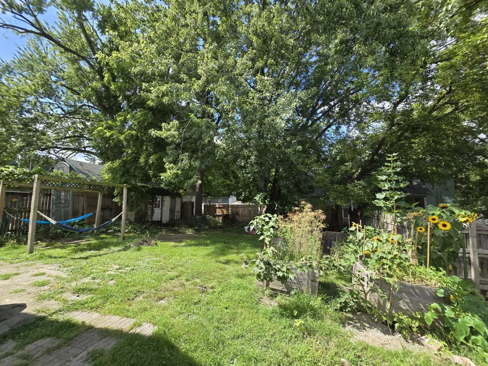 502 S Elm Avenue Jackson City, MI 49203