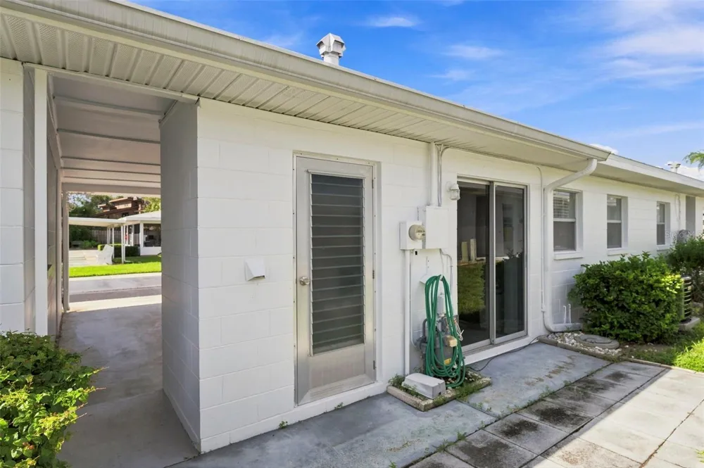 12400 PARK BOULEVARD #511 Seminole, FL 33772