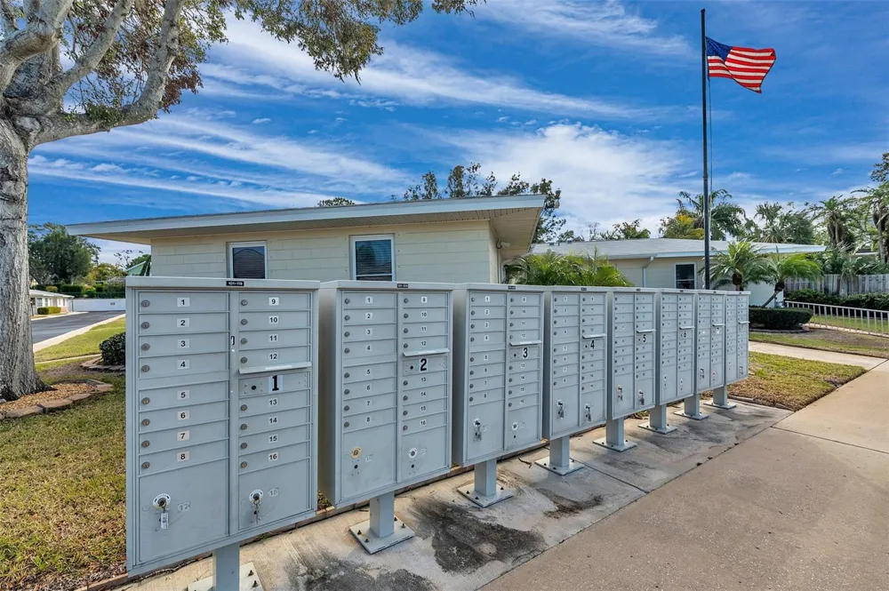 12400 PARK BOULEVARD #511 Seminole, FL 33772