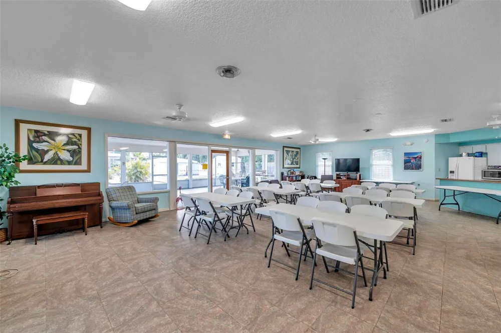 12400 PARK BOULEVARD #511 Seminole, FL 33772