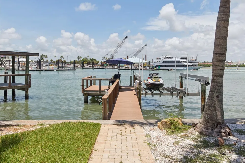 110 DEVON DRIVE Clearwater, FL 33767