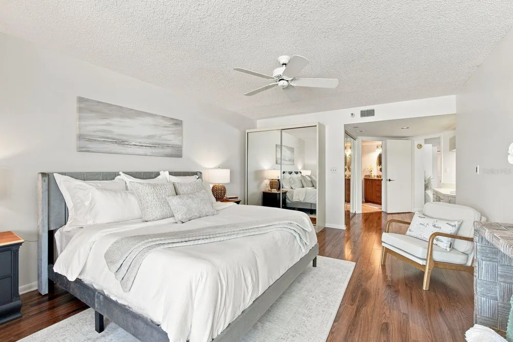 1310 GULF BOULEVARD #4D Clearwater Beach, FL 33767