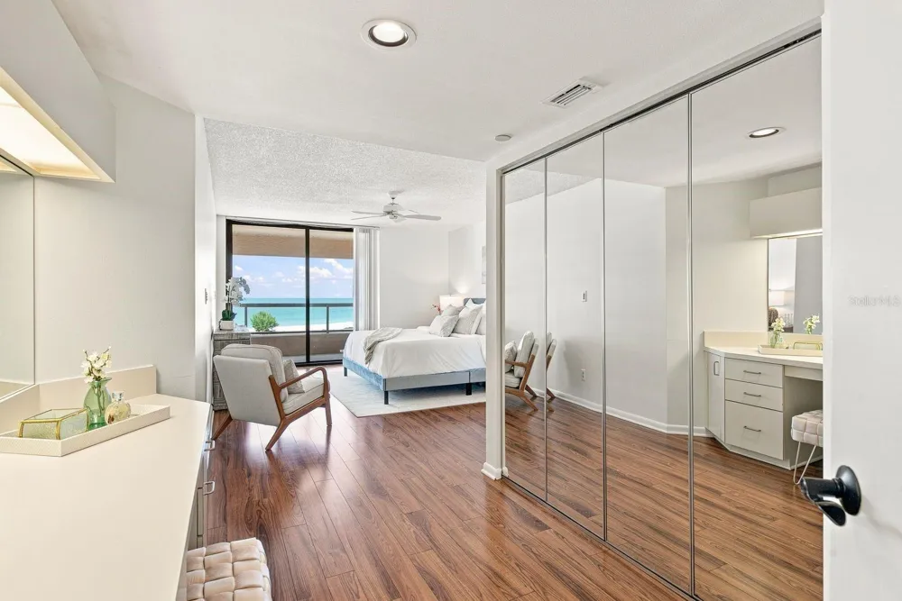1310 GULF BOULEVARD #4D Clearwater Beach, FL 33767