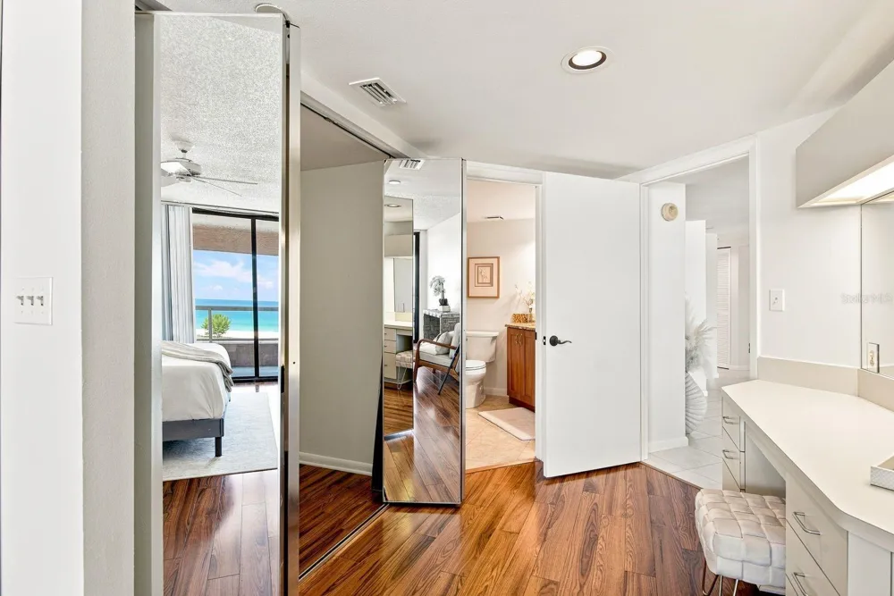 1310 GULF BOULEVARD #4D Clearwater Beach, FL 33767