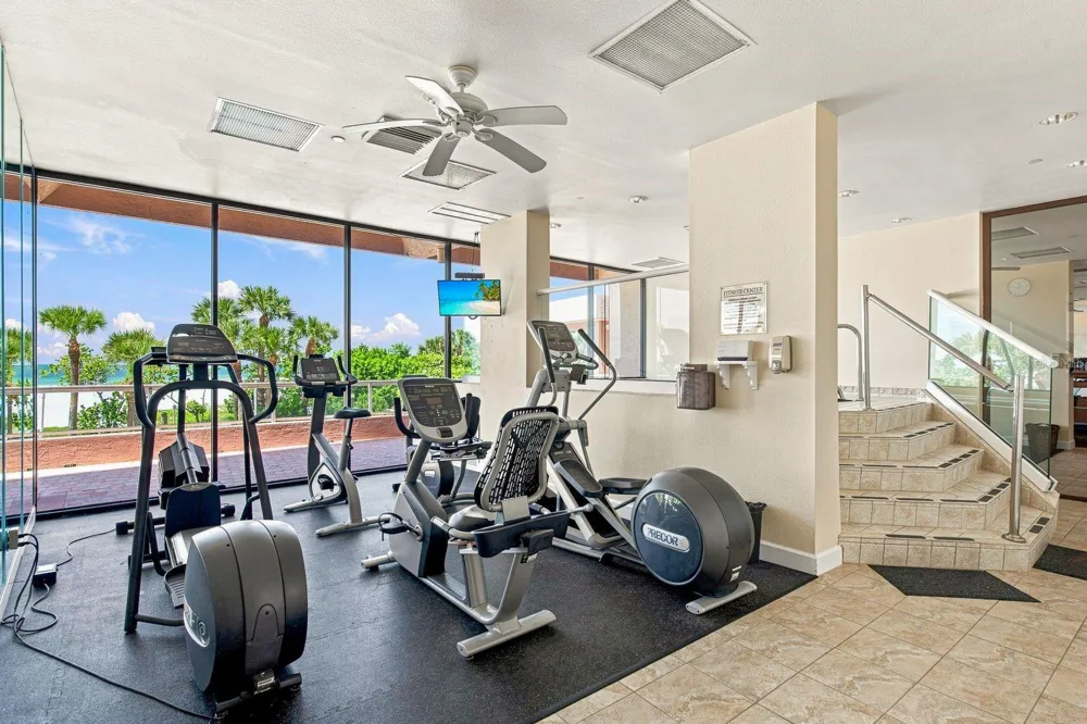 1310 GULF BOULEVARD #4D Clearwater Beach, FL 33767