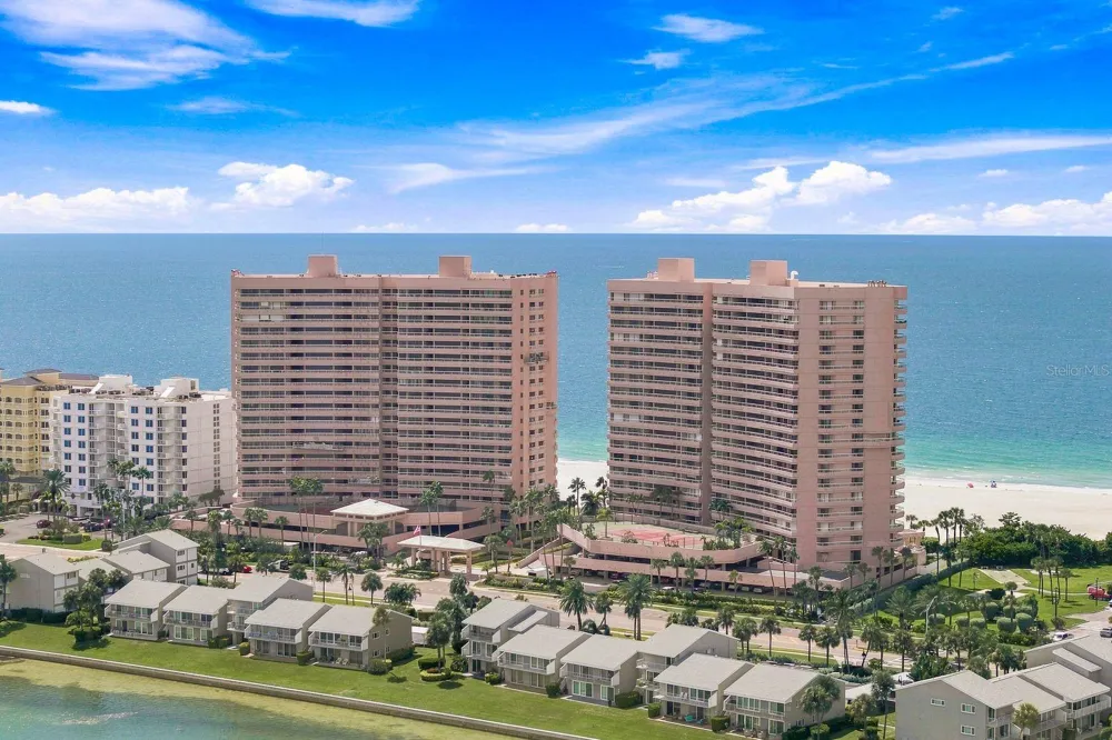 1310 GULF BOULEVARD #4D Clearwater Beach, FL 33767
