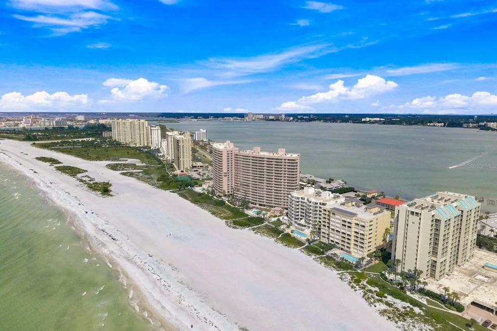 1310 GULF BOULEVARD #4D Clearwater Beach, FL 33767