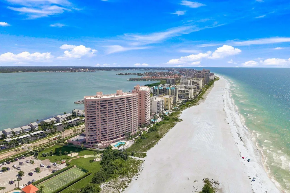 1310 GULF BOULEVARD #4D Clearwater Beach, FL 33767