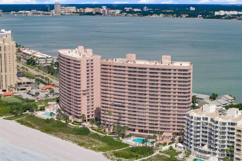 1310 GULF BOULEVARD #4D Clearwater Beach, FL 33767