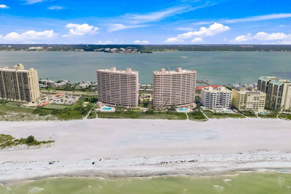 1310 GULF BOULEVARD #4D Clearwater Beach, FL 33767