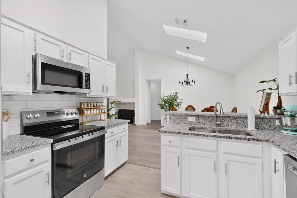 9627 Kerrville Street Dallas, TX 75227
