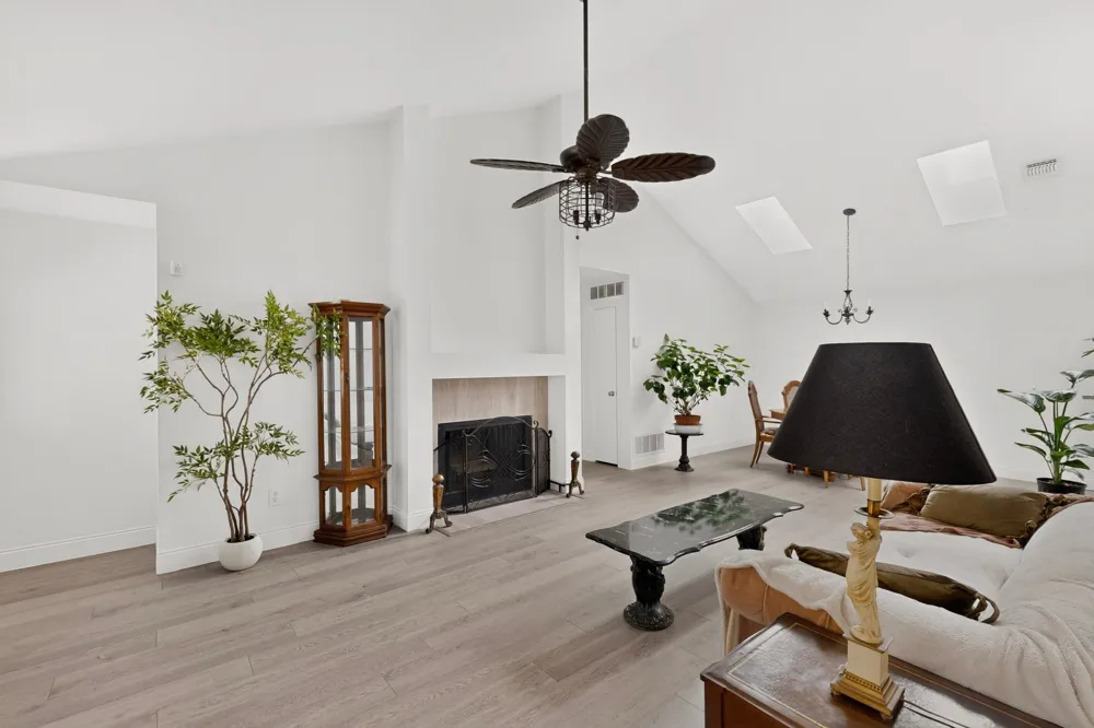 9627 Kerrville Street Dallas, TX 75227