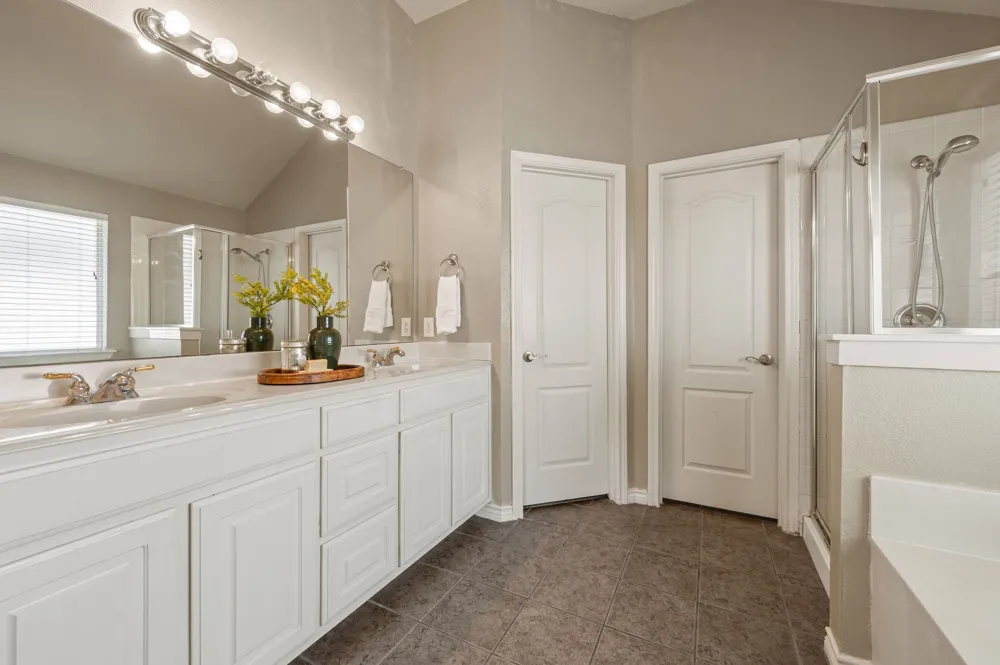 6701 Terrace Glen Drive Arlington, TX 76002