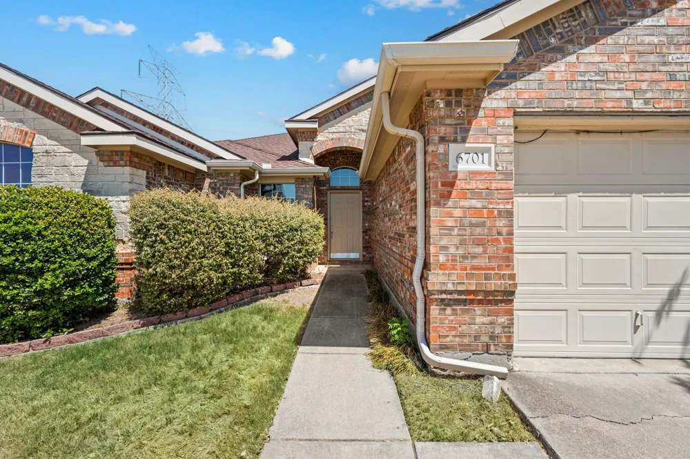6701 Terrace Glen Drive Arlington, TX 76002