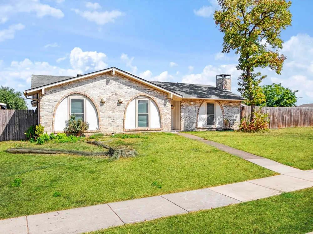 3215 Rockne Lane Mesquite, TX 75150