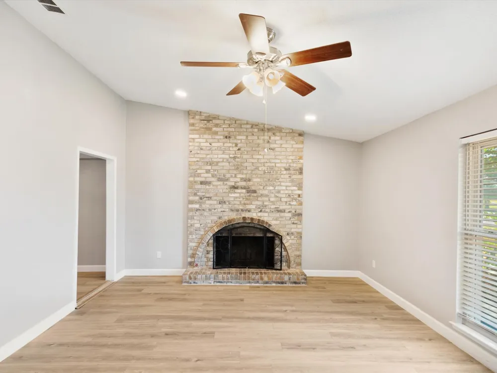 3215 Rockne Lane Mesquite, TX 75150