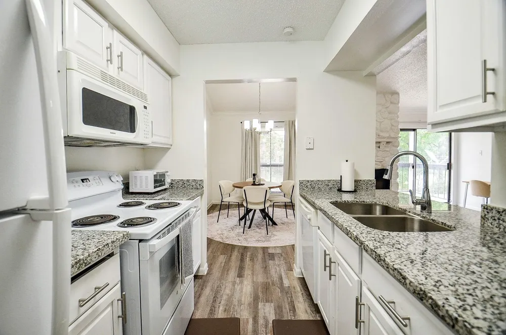 17401 Red Oak Drive #64 Houston, TX 77090