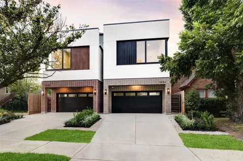 1634 Castle Court