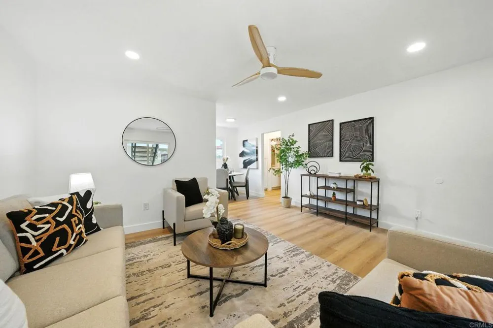 4161 Winona Avenue San Diego, CA 92105