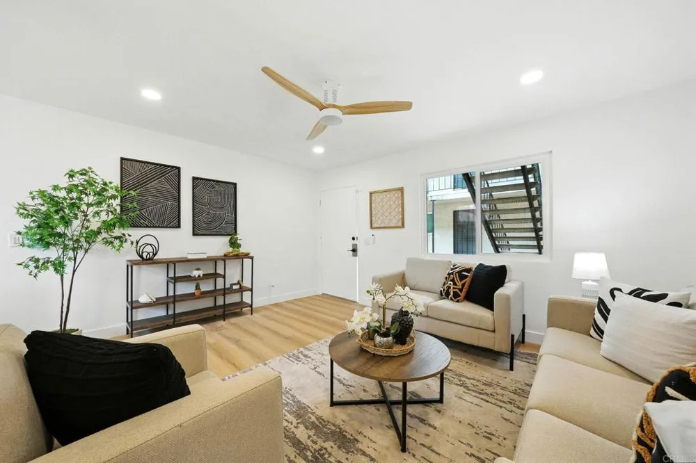4161 Winona Avenue San Diego, CA 92105