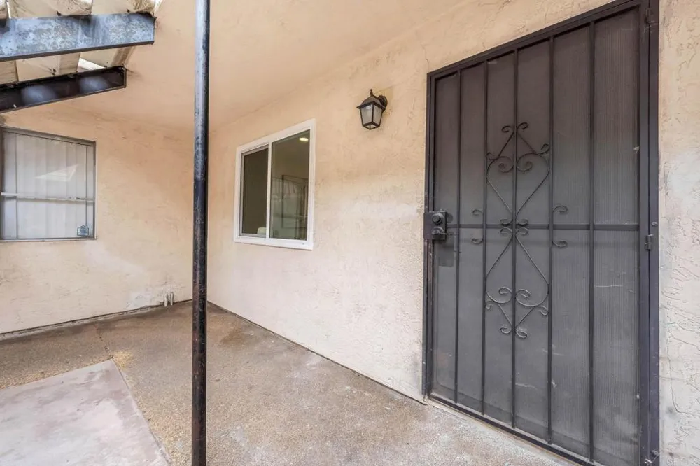 4161 Winona Avenue San Diego, CA 92105