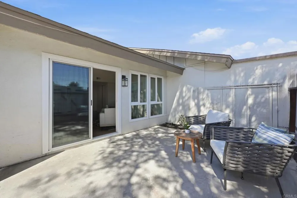 3760 Vista Campana S #20 Oceanside, CA 92057
