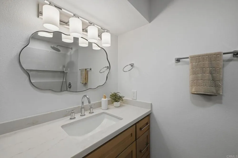 3760 Vista Campana S #20 Oceanside, CA 92057