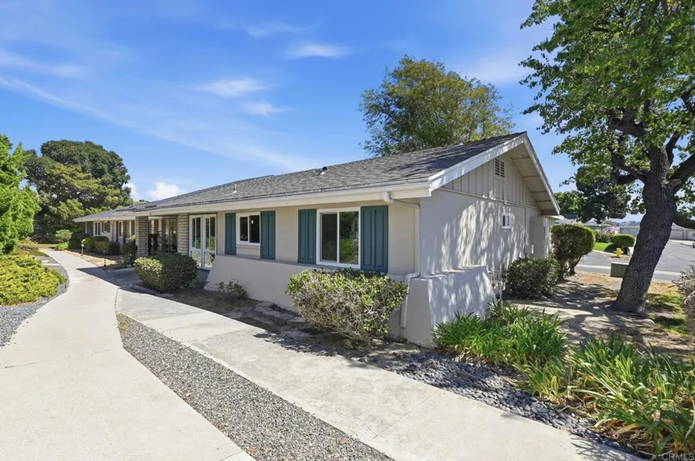 3760 Vista Campana S #20 Oceanside, CA 92057