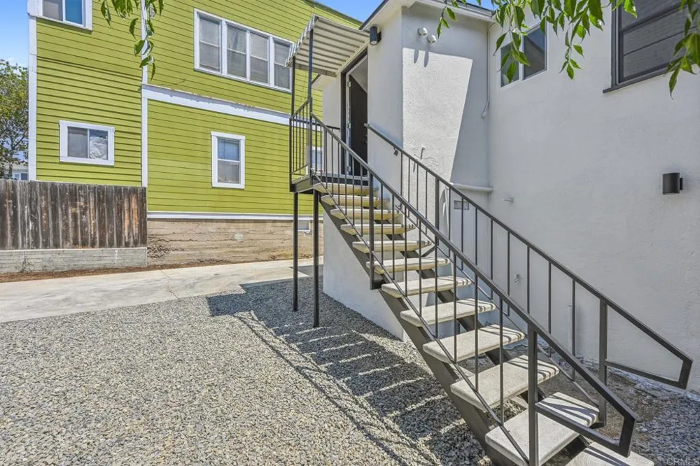 1936 Broadway San Diego, CA 92102