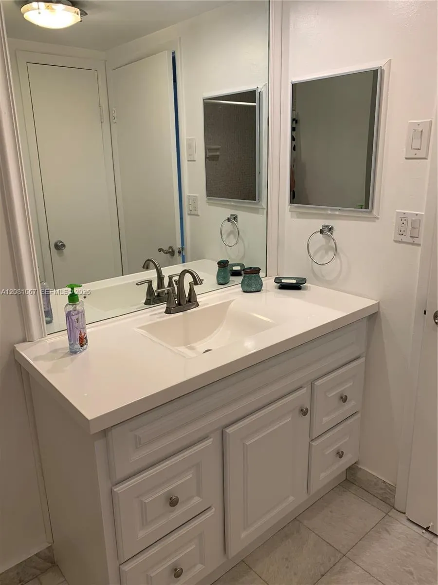 10101 E Bay Harbor Dr #401 Bay Harbor Islands, FL 33154
