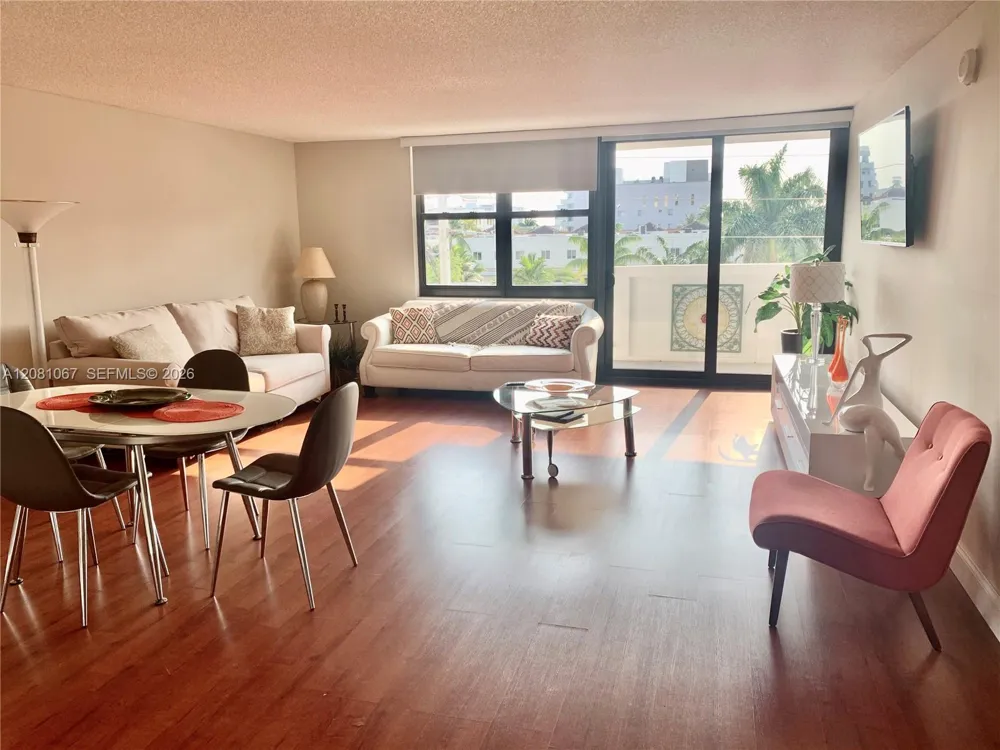 10101 E Bay Harbor Dr #401 Bay Harbor Islands, FL 33154