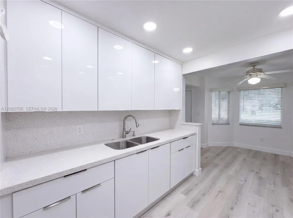 750 SW 138th Ave #103F Pembroke Pines, FL 33027