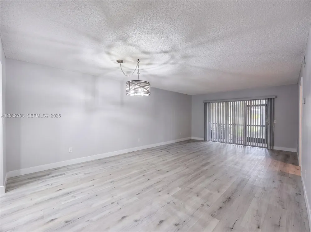 750 SW 138th Ave #103F Pembroke Pines, FL 33027