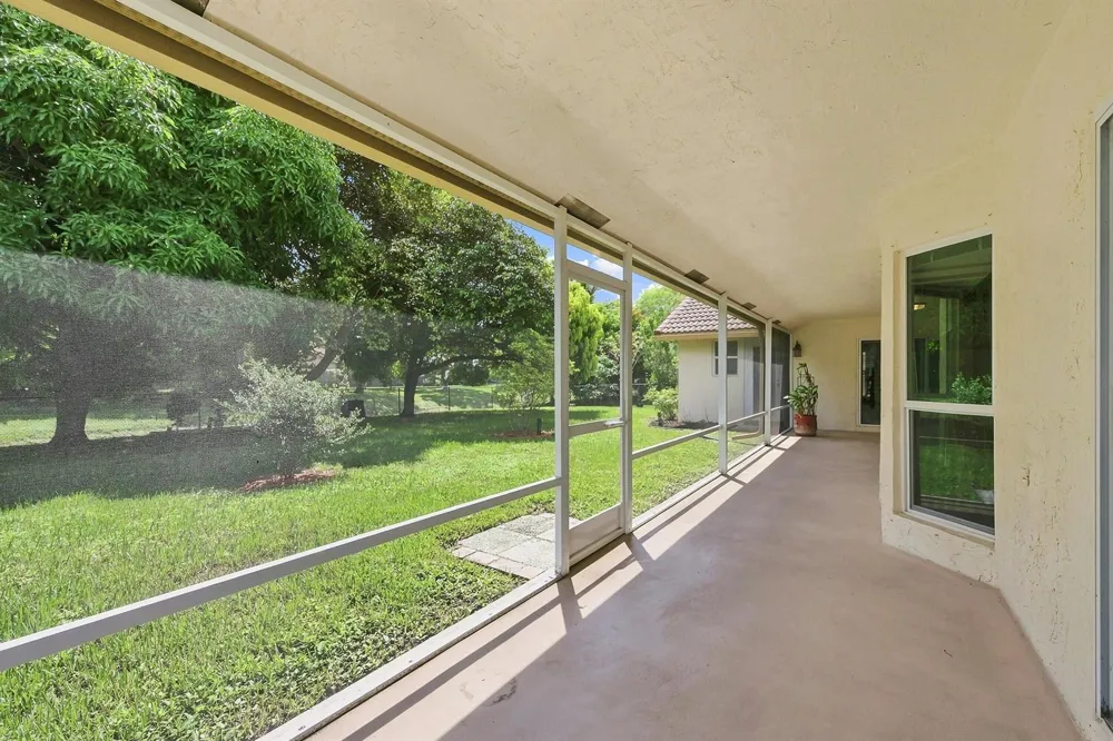 2111 NW 86TH WAY Coral Springs, FL 33071