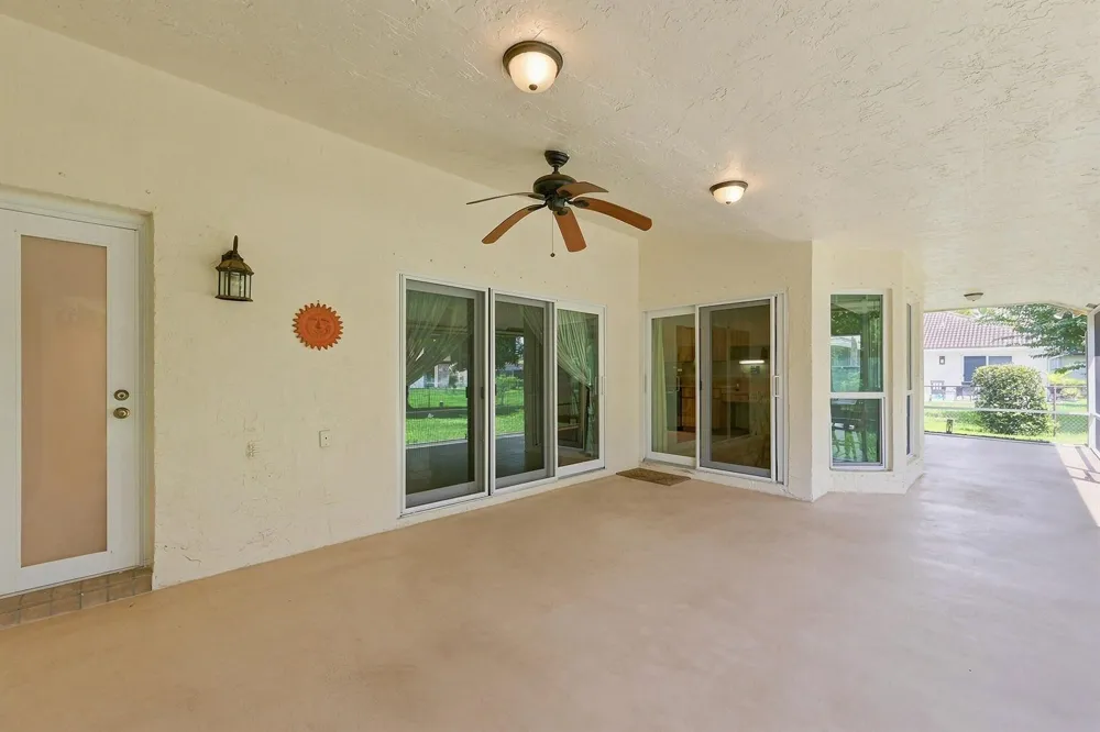 2111 NW 86TH WAY Coral Springs, FL 33071
