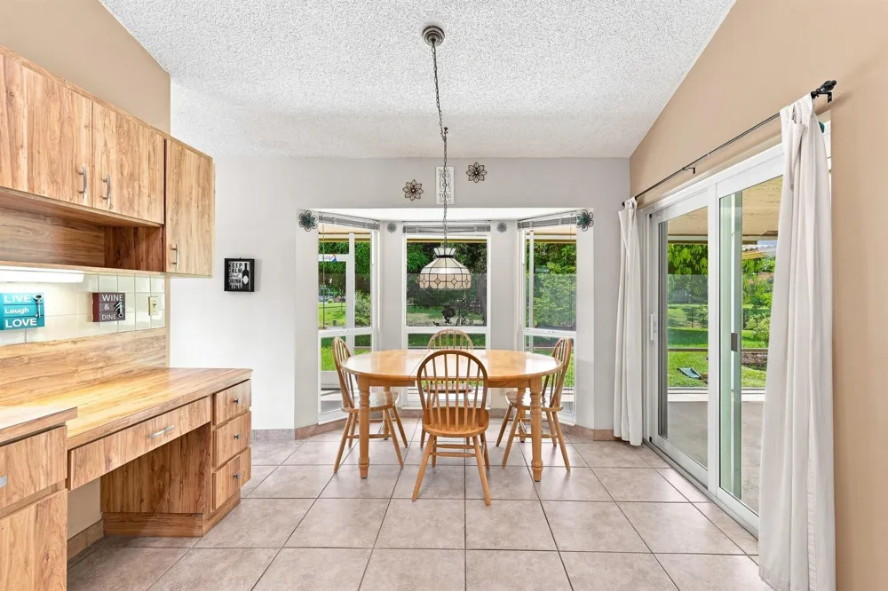 2111 NW 86TH WAY Coral Springs, FL 33071