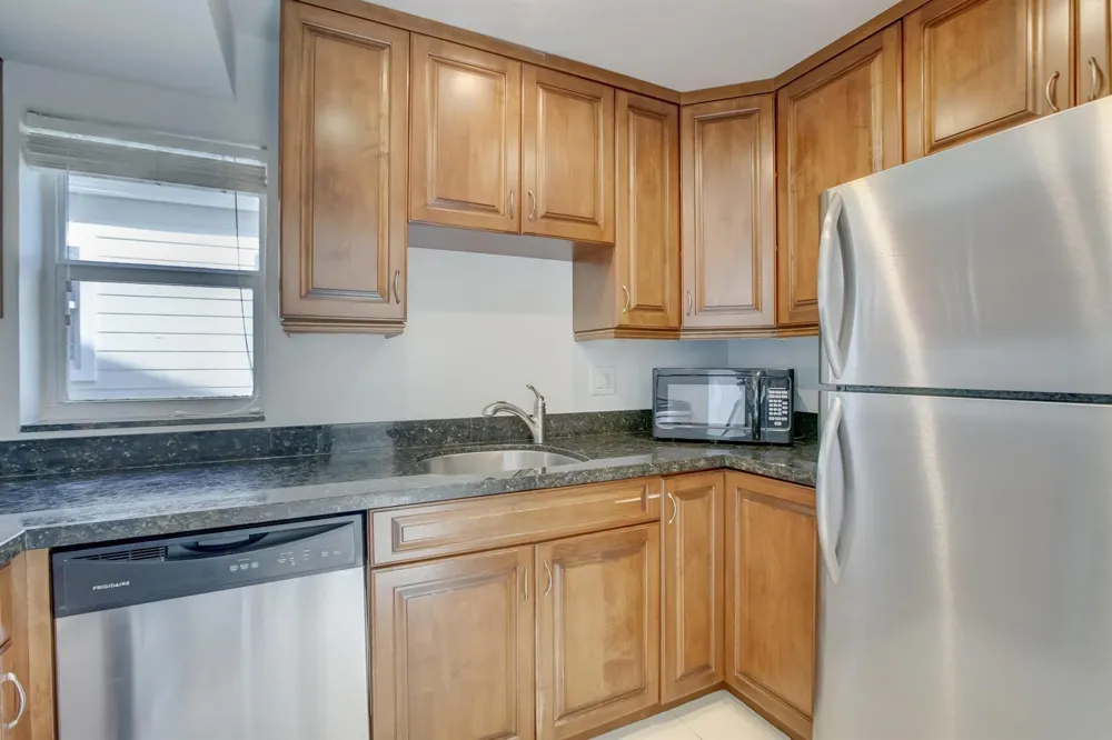 800 SW 4th Street #2 Fort Lauderdale, FL 33315