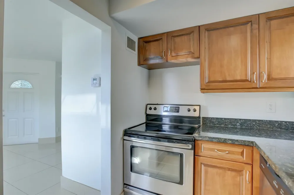 800 SW 4th Street #2 Fort Lauderdale, FL 33315