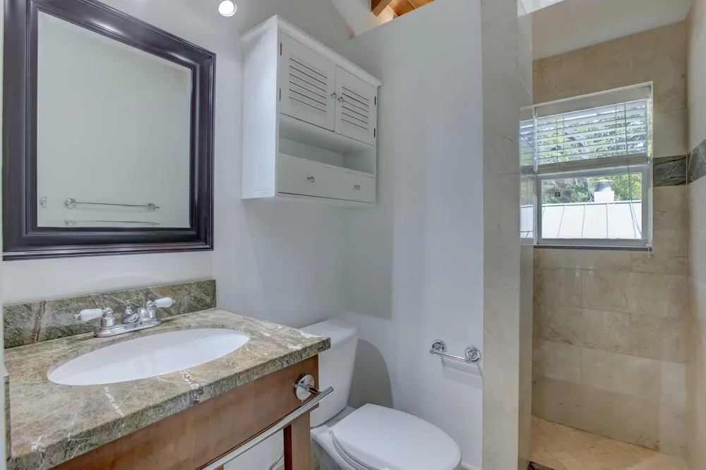 800 SW 4th Street #2 Fort Lauderdale, FL 33315