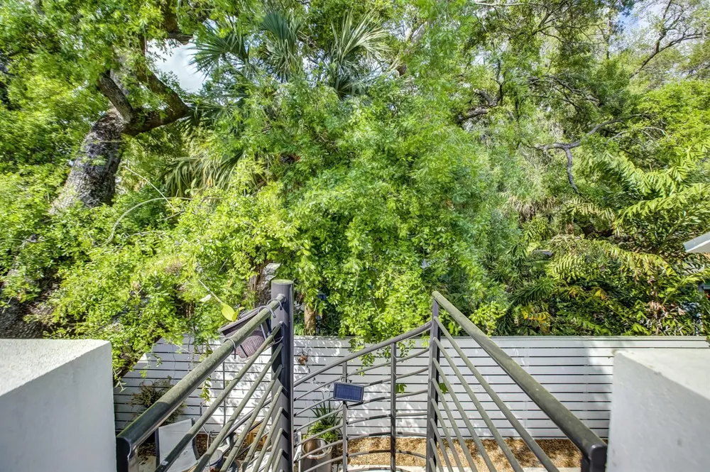 800 SW 4th Street #2 Fort Lauderdale, FL 33315